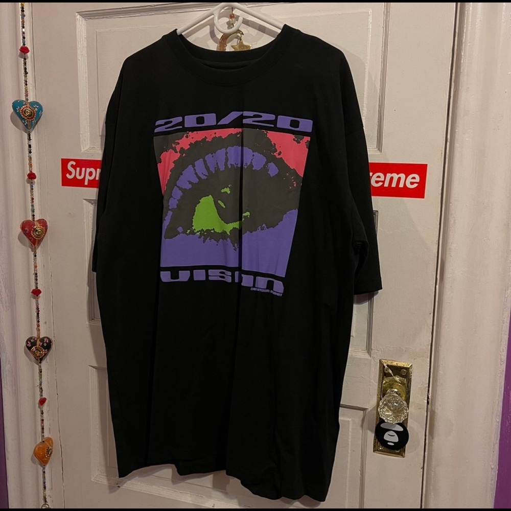 CHINATOWN MARKET 20/20 VISION TEE